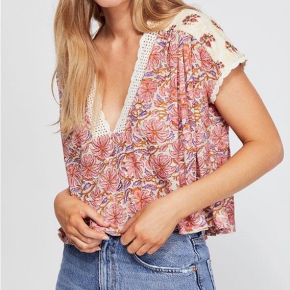 Free People Leilani Ivory Pink Tea Floral Printed Top Women's Size Small